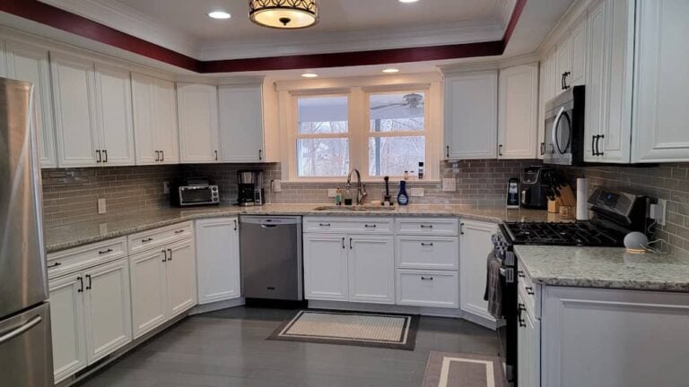Family Handyman & Remodeling Services LLC